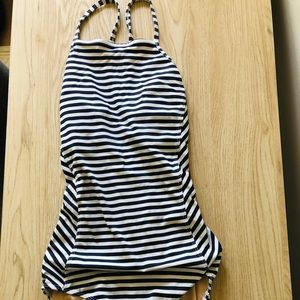 Albion Fit Weekender Suit Size Small